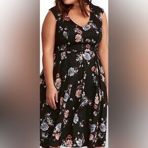 Torrid Floral Pleated V-Neck Skater Swing Dress.